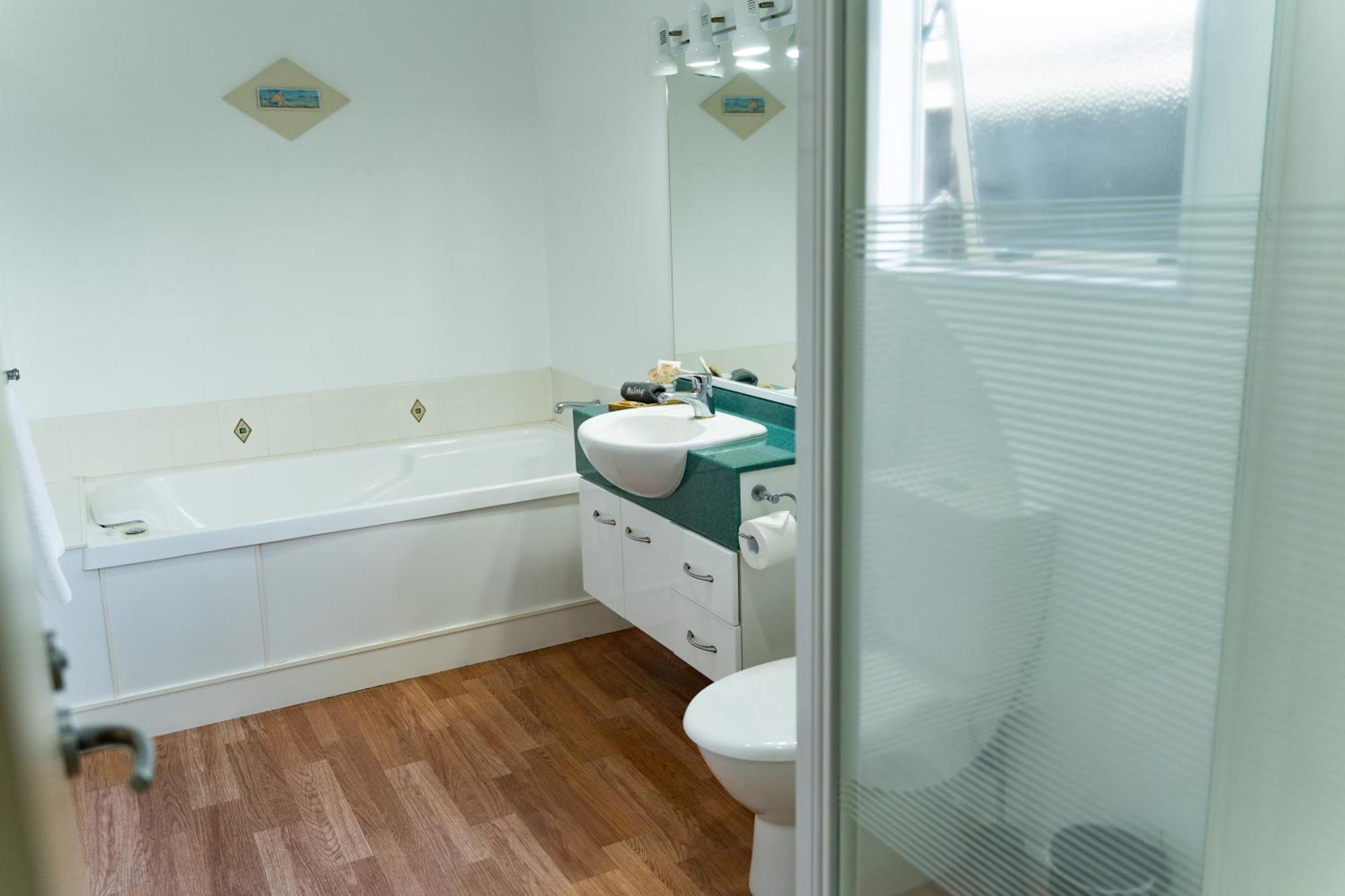 Pacific Coast Motor Lodge Whakatane Bagian luar foto